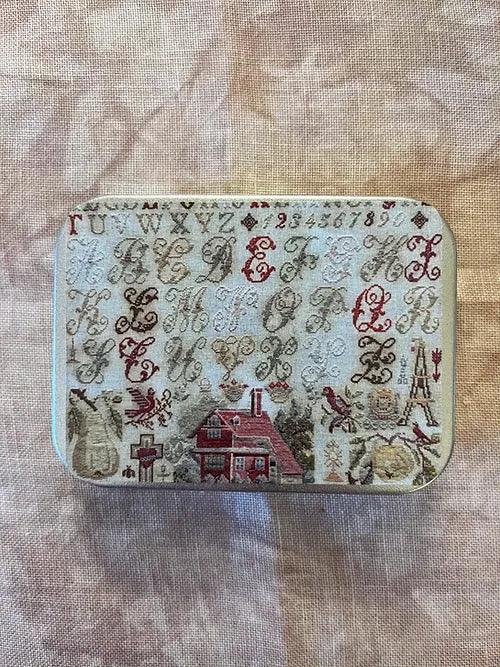 Ladies Companion G. Leger Stitching Tin by Reflet de Soie