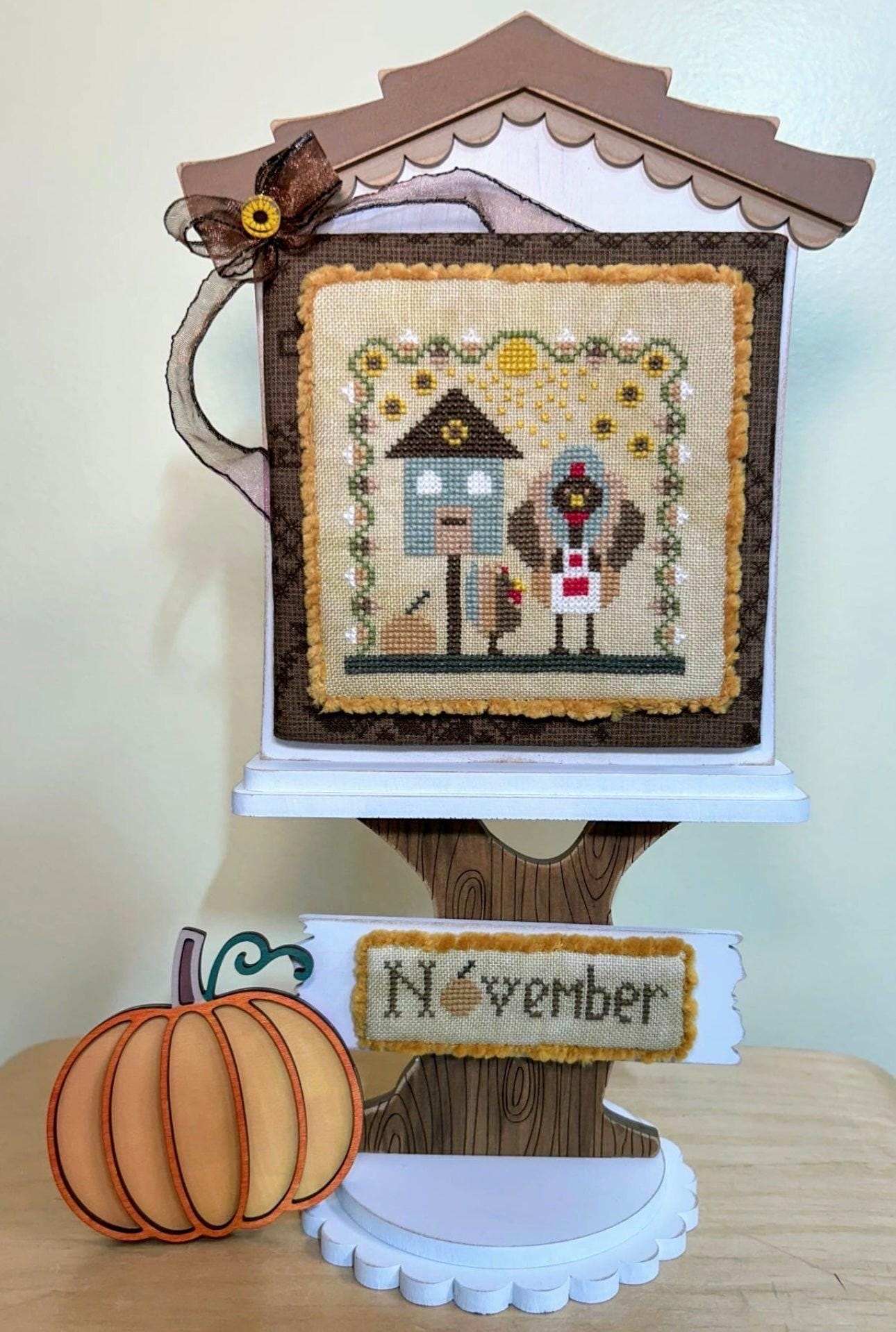 Feathered Friends: November pattern by The Spanish Stitcher