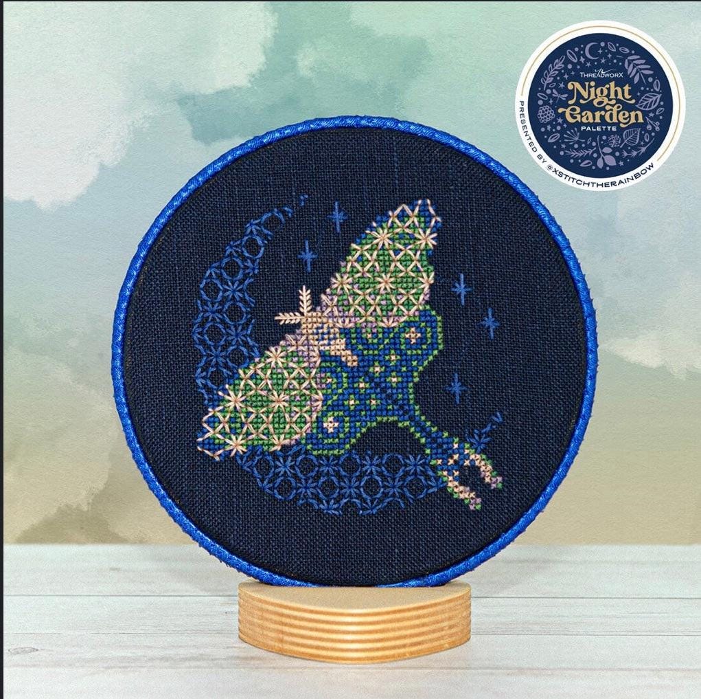 Moonlit Moth pattern by Counting Puddles