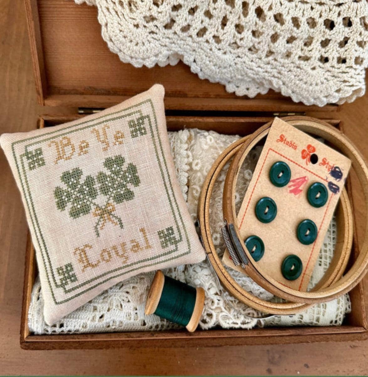 Be Ye Loyal pattern by Antique Needleworkers