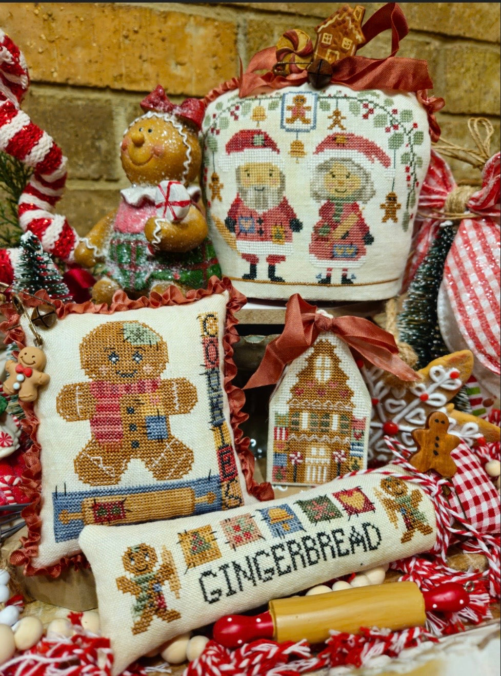 Gingerbread Thieves pattern by Quaint Rose Needlearts