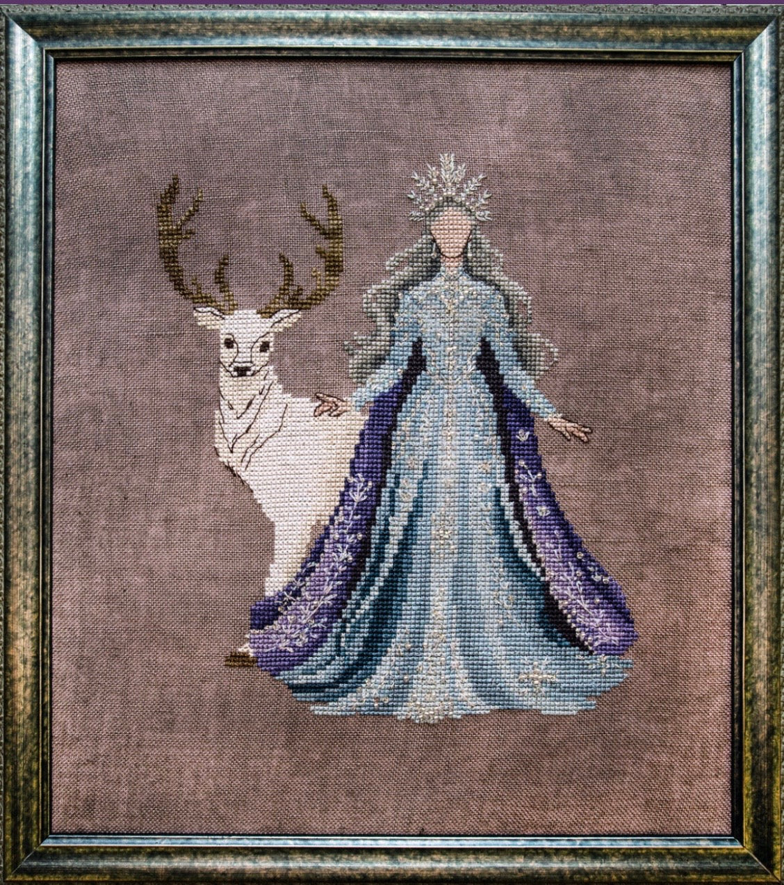 Maiden of Winter pattern by The Stitchin Kitten Designs