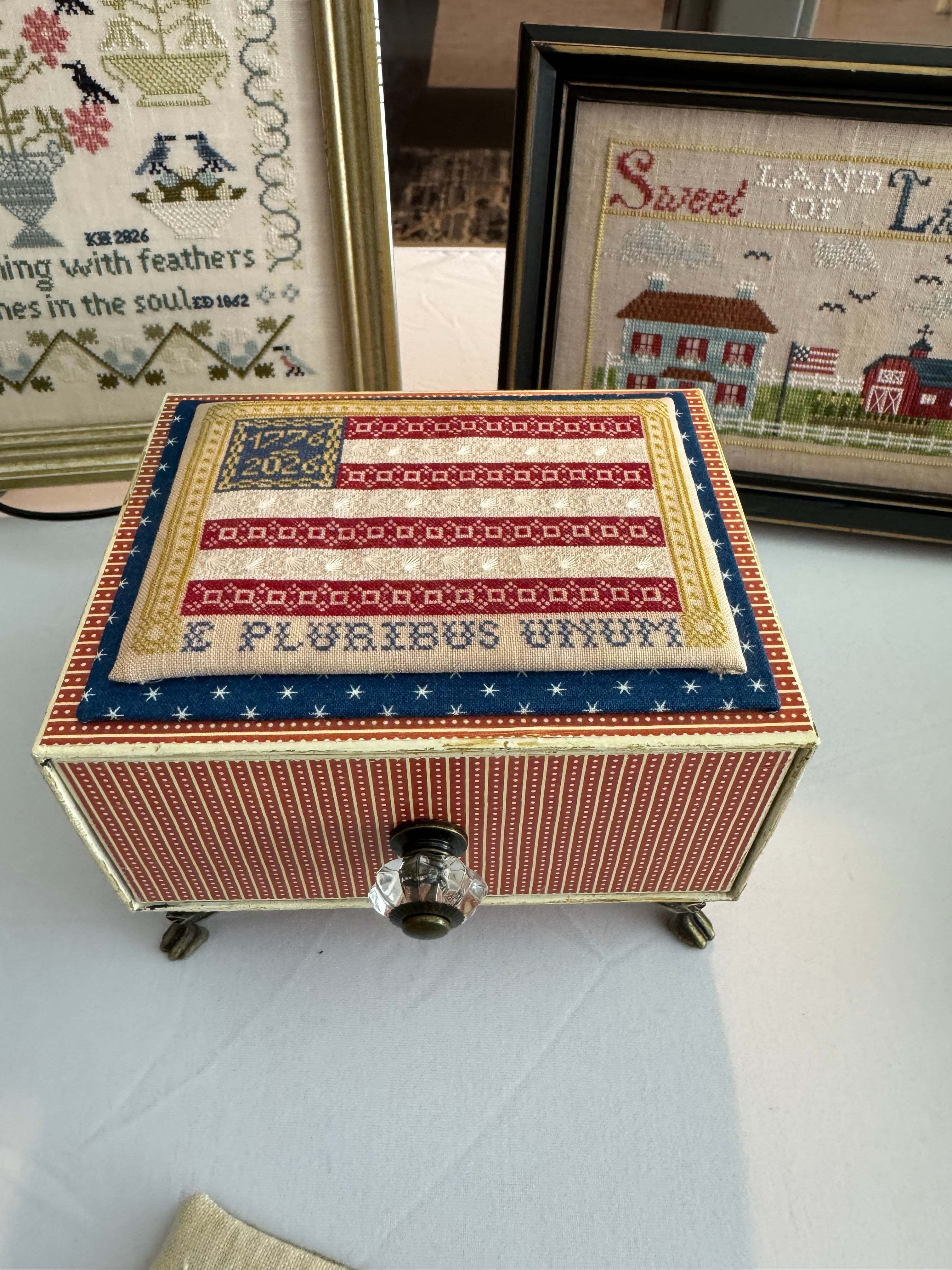 E Pluribus Unum pattern by Violets & Sunshine