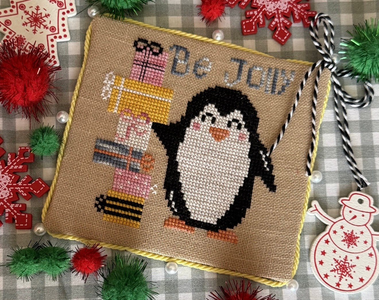 Be Jolly pattern by Romy’s Creations