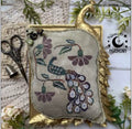 Peacock and Flowers pattern by Puntini Puntini