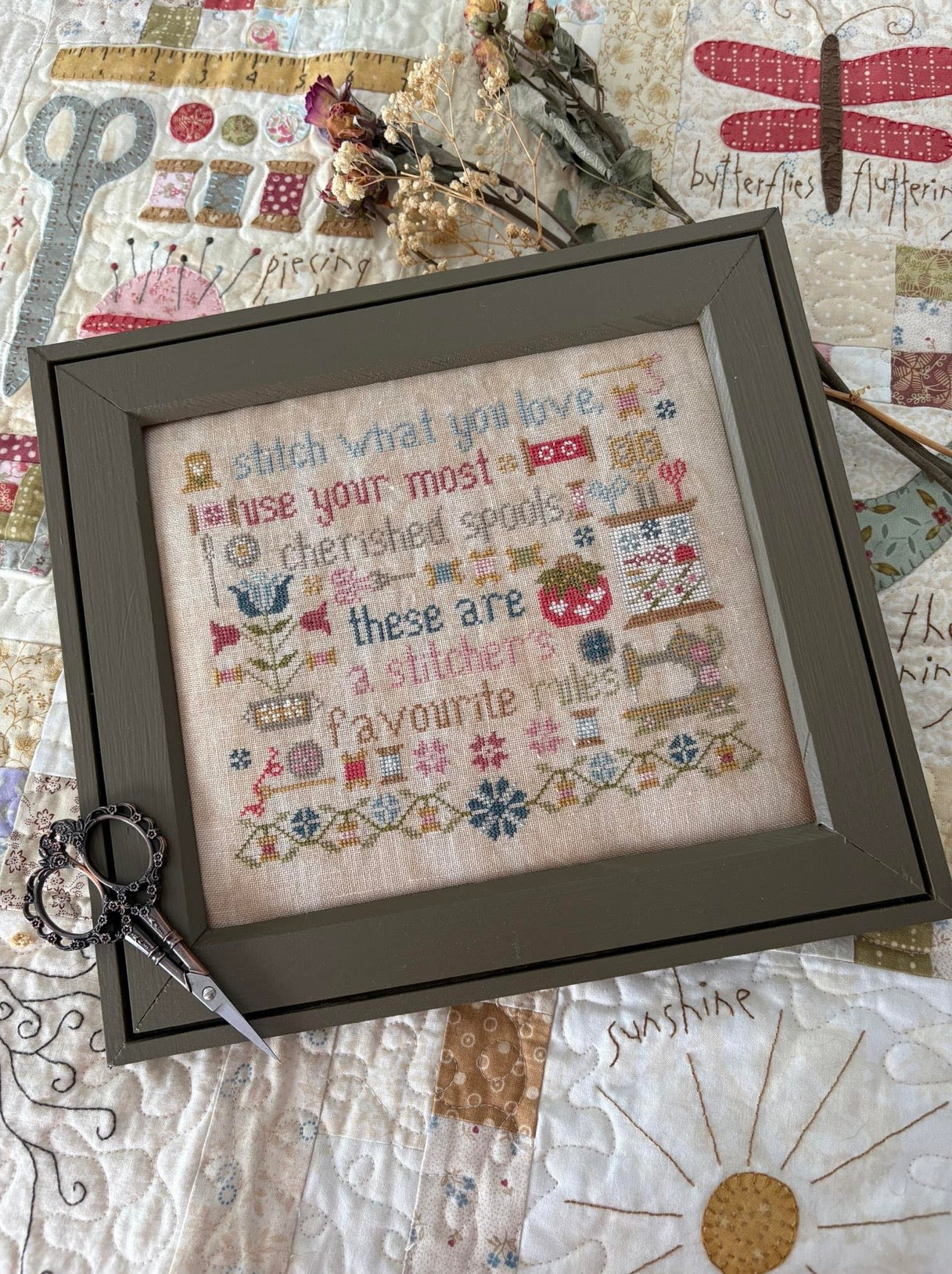 A Stitcher's Rules pattern by Pansy Patch Quilts and Stitchery