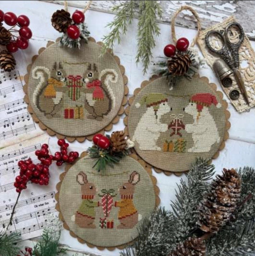 The Perfect Gift pattern by Puntini Puntini