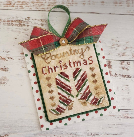 Country Christmas pattern by Dirty Annie’s Southern Style