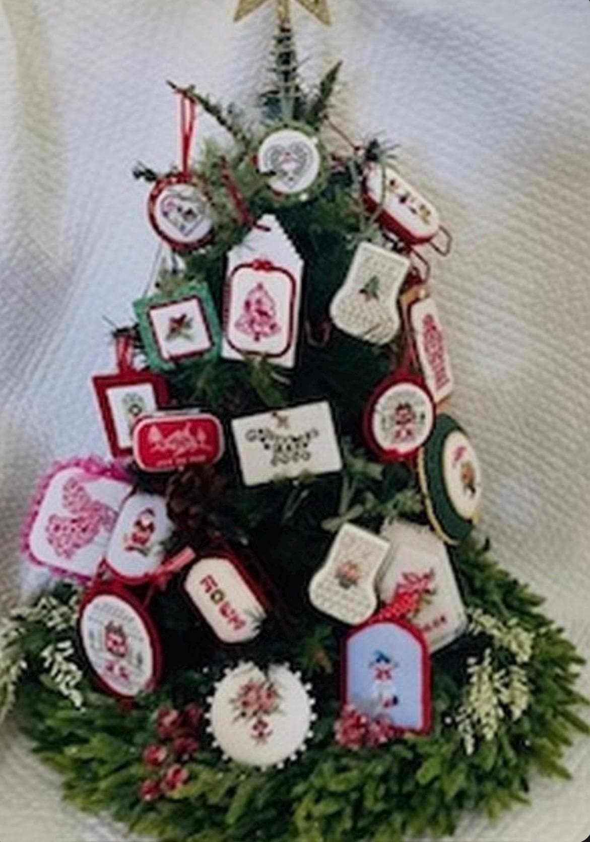 Christmas Ornaments VI pattern booklet by JBW Designs