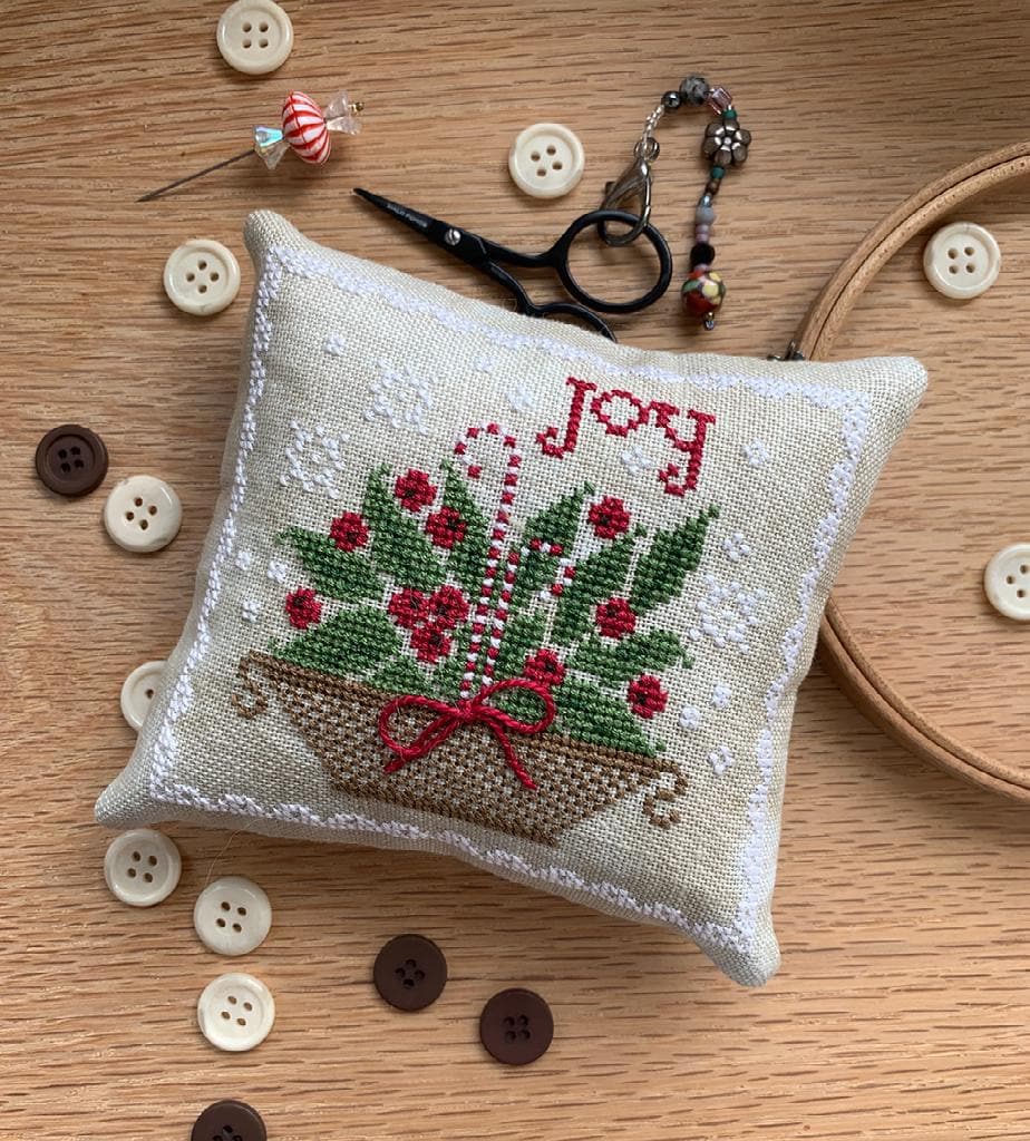 Holly Basket Pinkeep pattern by Stitches by Ethel