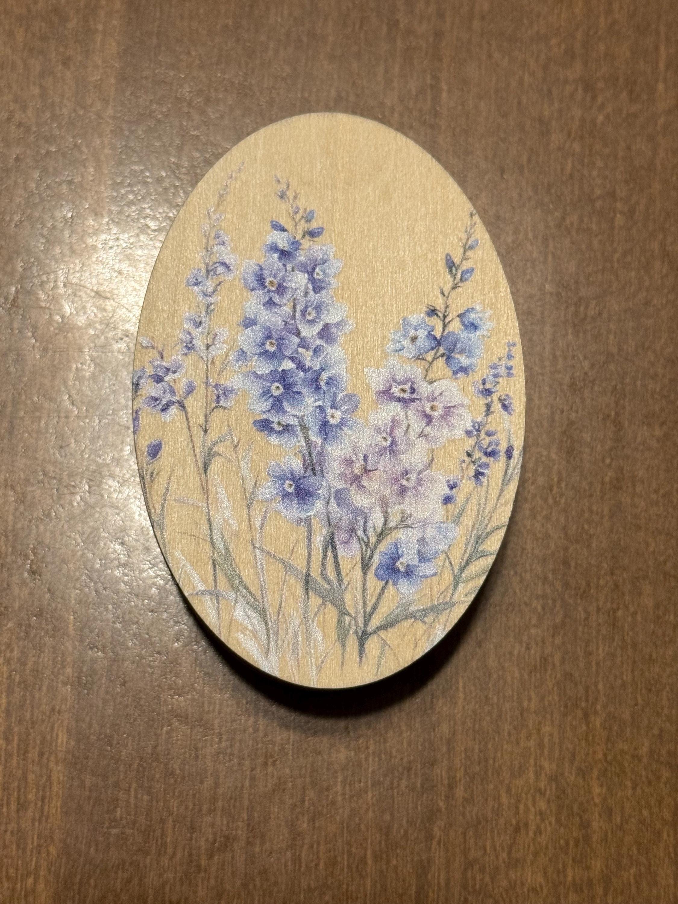 Wooden magnetic needle holder