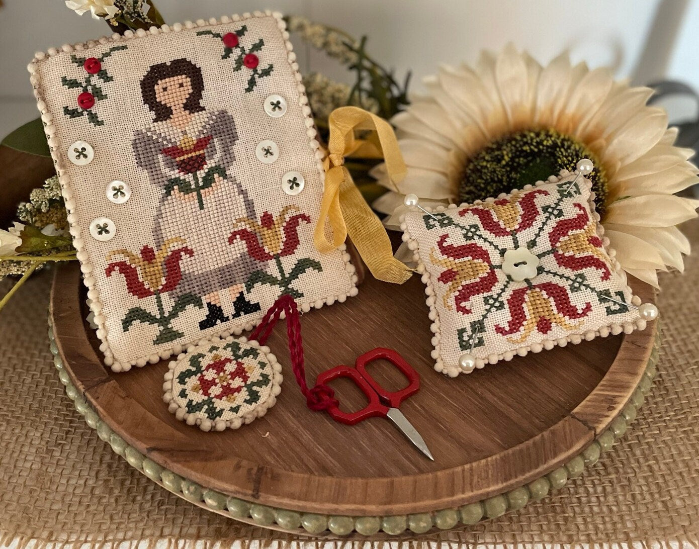 Peaceful Garden pattern by Mani di Donna