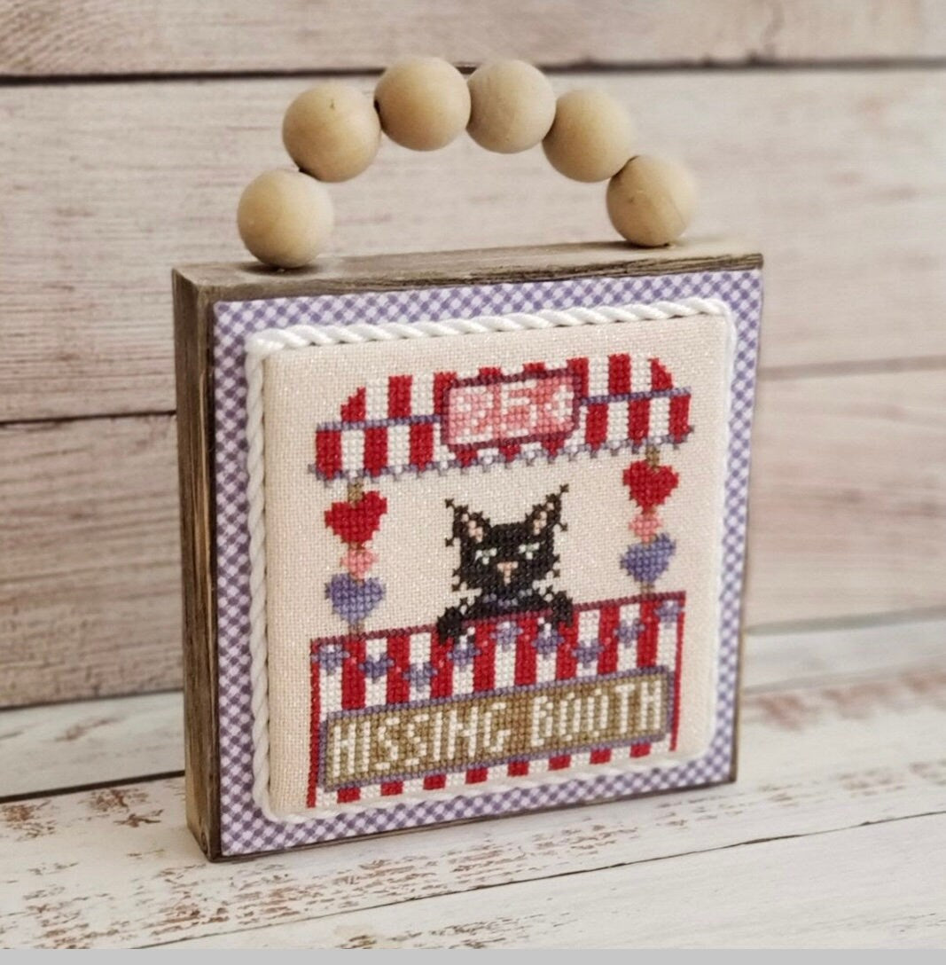 Hissing Booth pattern by Dirty Annie’s